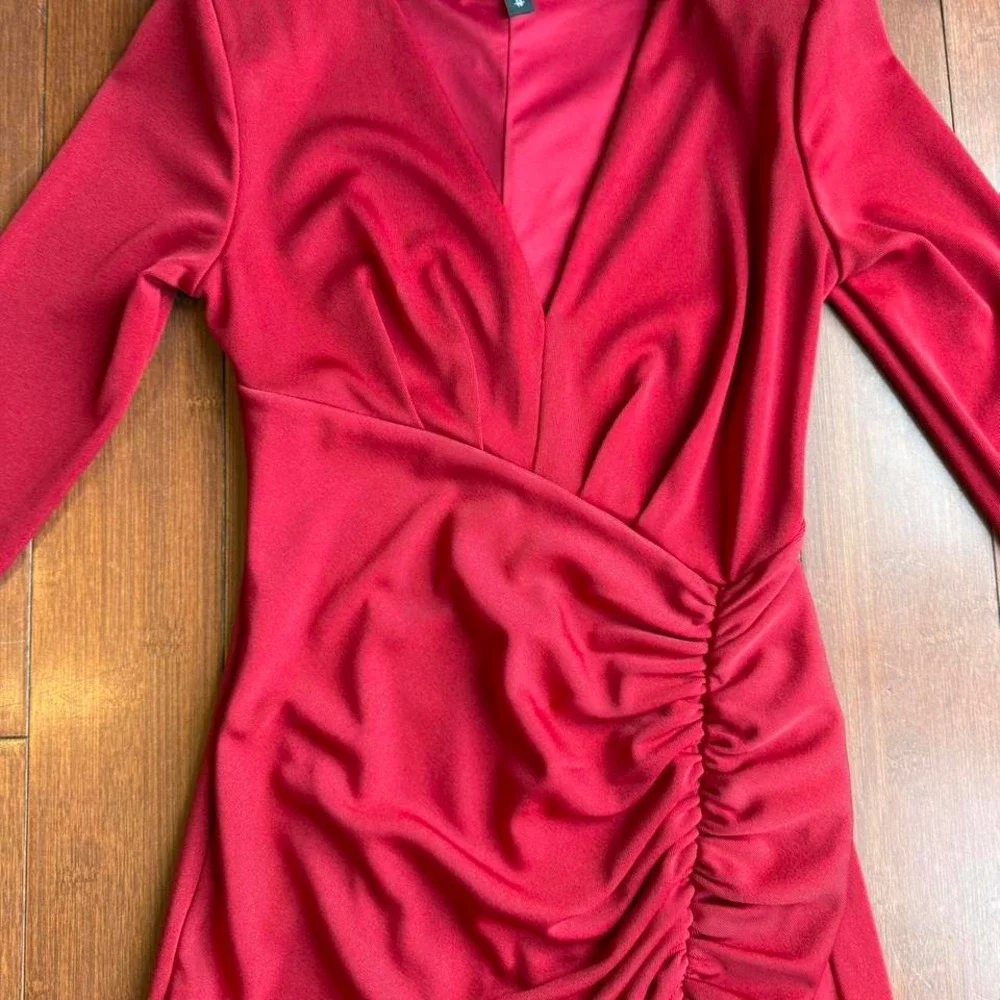 Express Red Ruched Bodycon Dress - Picture 2 of 8